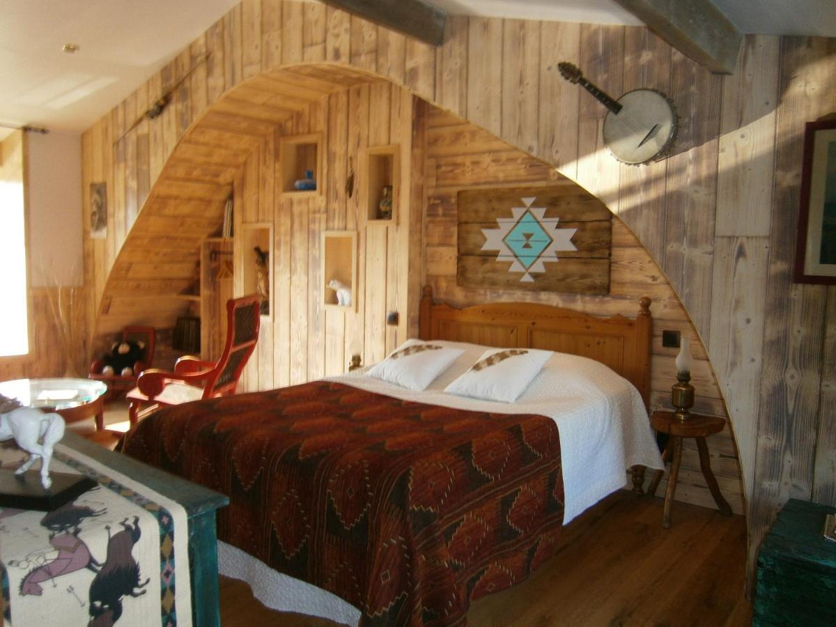 Guiscriff Chambre D'Hote Atypique "West Little Ranch" Chambre Amerindienne מראה חיצוני תמונה